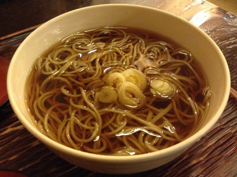 池の端藪蕎麦　かけ蕎麦