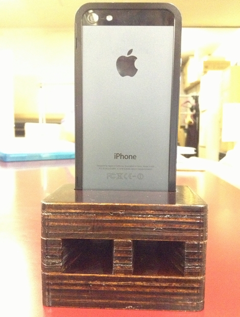 Iphonewoodstand