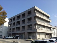 富山大学敷地内にある建物